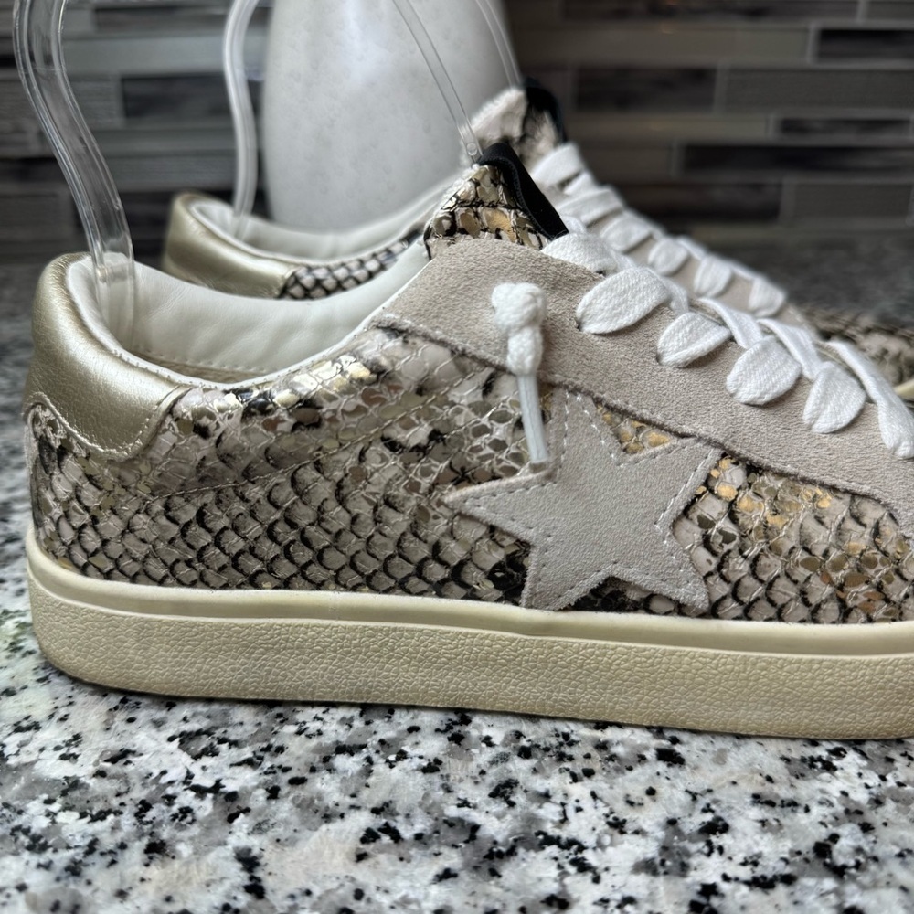 Steve Madden Pursued Metallic Snakeskin Lace-Up Sneakers Women's Size 7.5 - Picture 3 of 12
